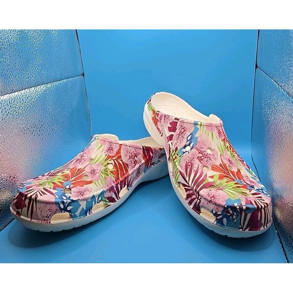 Crocs Womens Tropical Design Clog Size 11W - Picture 1 of 12